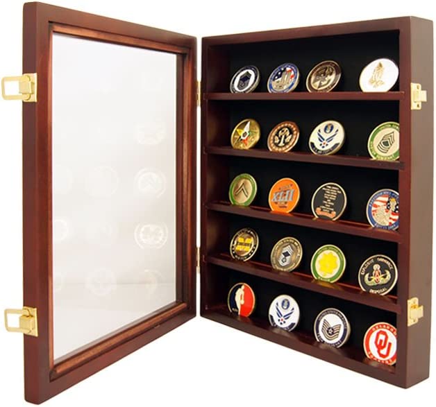 DivotToolDisplayCase Destination Golf