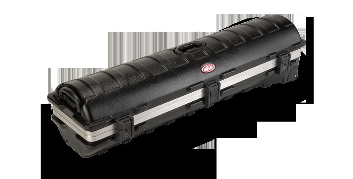 SKB Standard ATA Golf Travel Case with TSA latches and in-line wheels