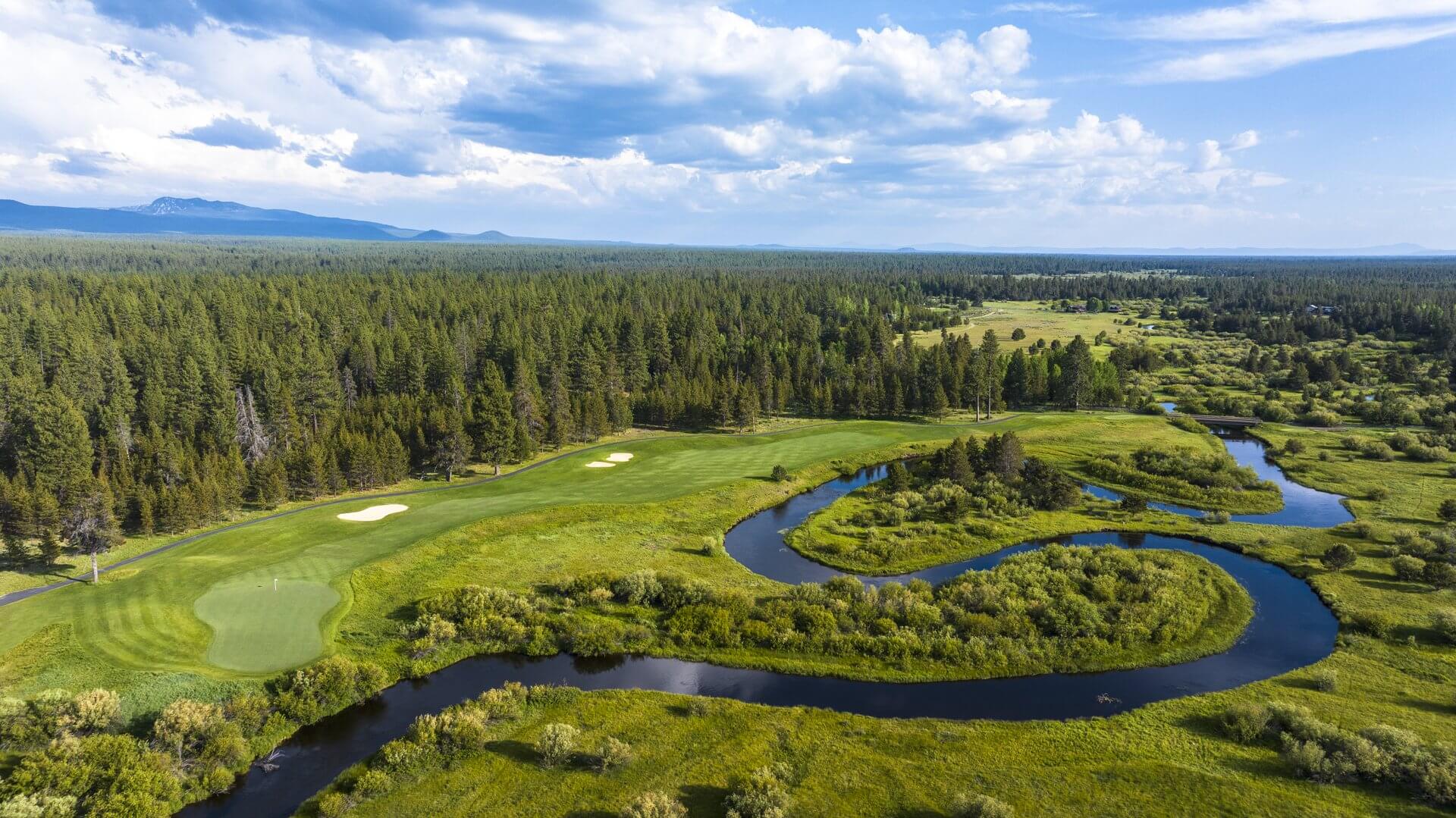 Crosswater at Sunriver Resort, Central Oregon high-desert fairway with Cascades views.